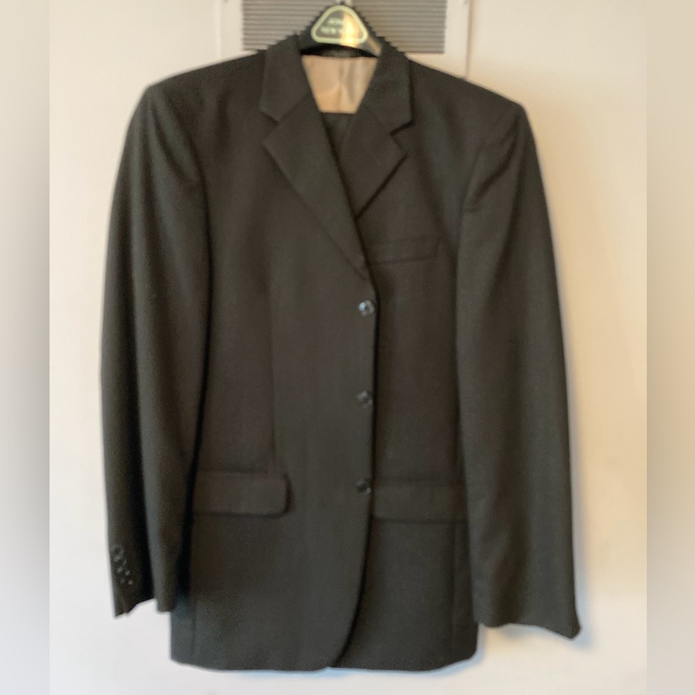 Jones New York Solid Look 2pc Men's Suit